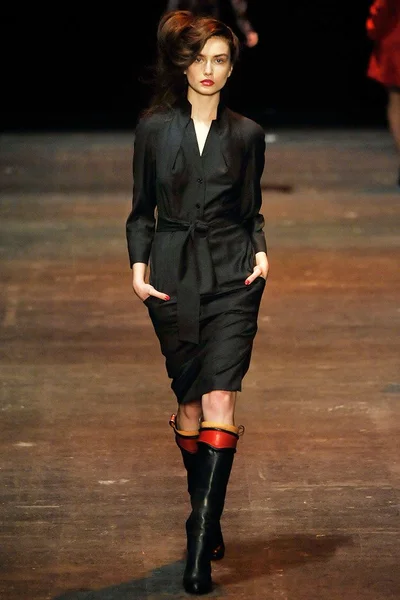Look 5